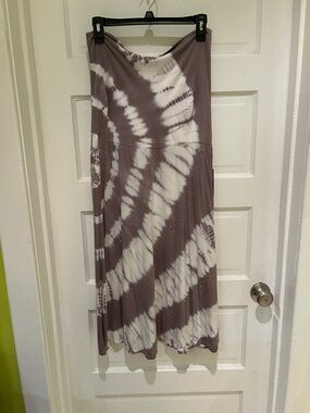 INC International Concepts Taupe and White Tie-Dye Midi Skirt